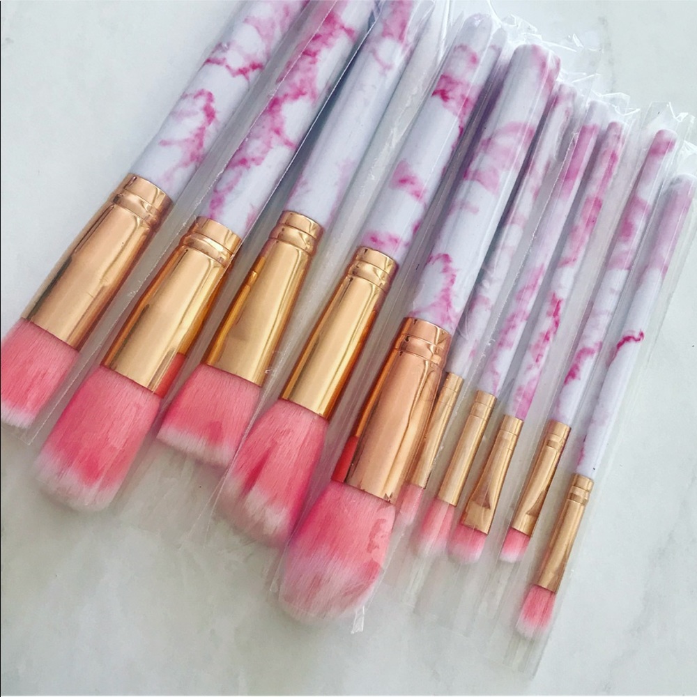 ✨HP ✨ 10 piece Pink Marble Makeup Brush Set - Picture 6 of 6